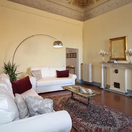 Apartment Palazzo Petroni *